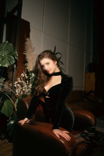 Частная массажистка Карина, 25 лет, Москва - фото 2